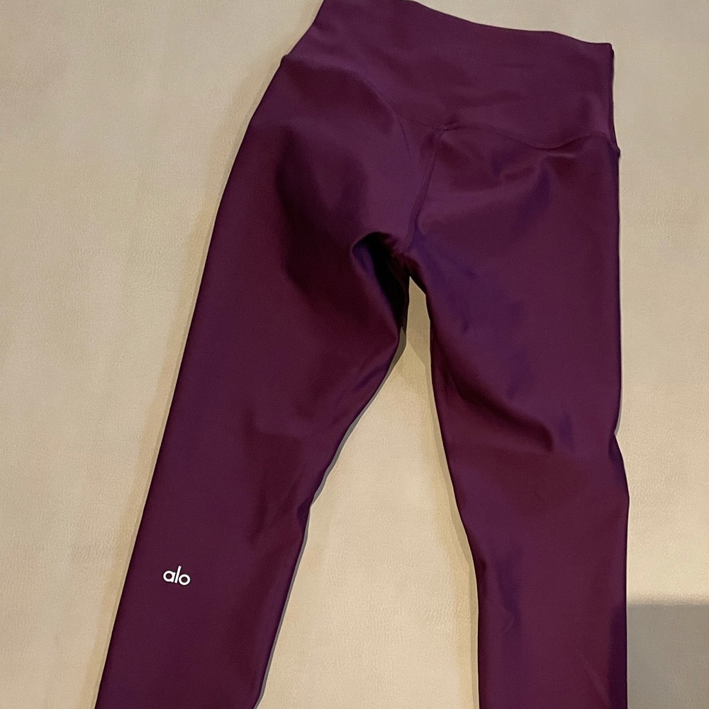 Cranberry alo air lift size small